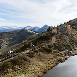 Gastein - Ganzjaehrig Inklusive Alpentherme Gastein & Sommersaison Inklusive Gasteiner Bergbahnen ホテル 3*