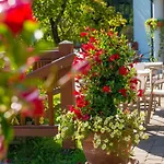 ホテル Gastein - Ganzjaehrig Inklusive Alpentherme Gastein & Sommersaison Inklusive Gasteiner Bergbahnen 3*