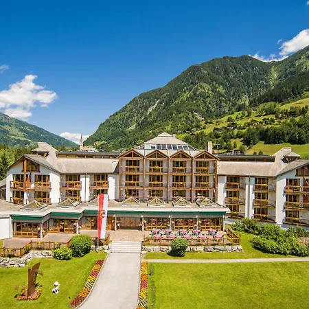 ホテル Gastein - Ganzjaehrig Inklusive Alpentherme Gastein & Sommersaison Inklusive Gasteiner Bergbahnen バート・ホーフガシュタイン
