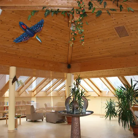 Hotel Gastein: Alpine Thermal & Summer Mountain Access Bad Hofgastein