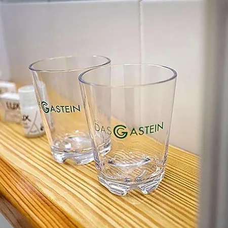 Готель Gastein - Ganzjaehrig Inklusive Alpentherme Gastein & Sommersaison Inklusive Gasteiner Bergbahnen 3*