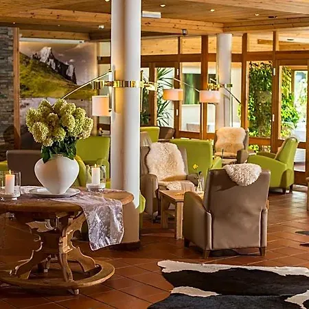 Gastein - Ganzjaehrig Inklusive Alpentherme Gastein & Sommersaison Inklusive Gasteiner Bergbahnen Готель 3*