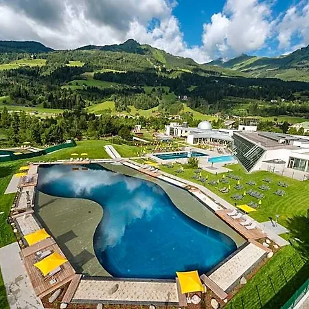 Gastein - Ganzjaehrig Inklusive Alpentherme Gastein & Sommersaison Inklusive Gasteiner Bergbahnen 3*