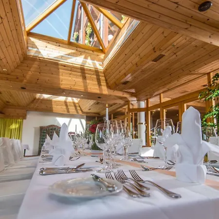 Gastein: Alpine Thermal & Summer Mountain Access