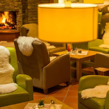 Gastein - Ganzjaehrig Inklusive Alpentherme Gastein & Sommersaison Inklusive Gasteiner Bergbahnen 호텔 3*