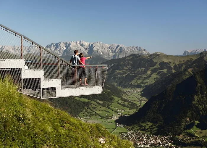 酒店 Gastein - Ganzjaehrig Inklusive Alpentherme Gastein & Sommersaison Inklusive Gasteiner Bergbahnen 巴特霍夫加施泰因