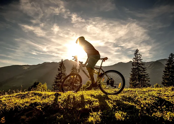 Gastein - Ganzjaehrig Inklusive Alpentherme Gastein & Sommersaison Inklusive Gasteiner Bergbahnen 巴特霍夫加施泰因