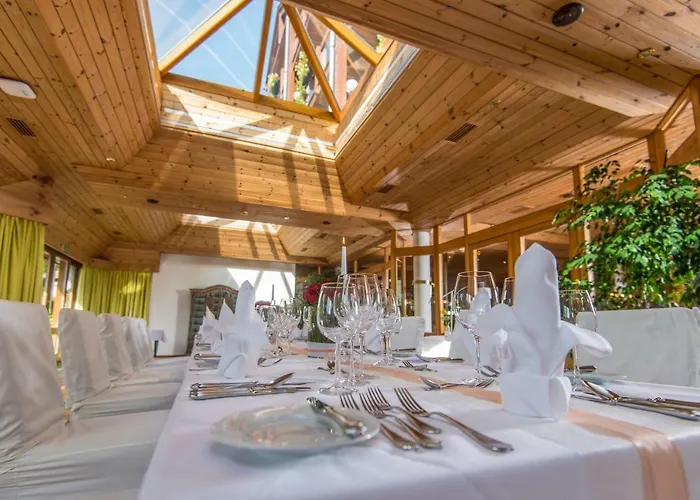 Gastein - Ganzjaehrig Inklusive Alpentherme Gastein & Sommersaison Inklusive Gasteiner Bergbahnen